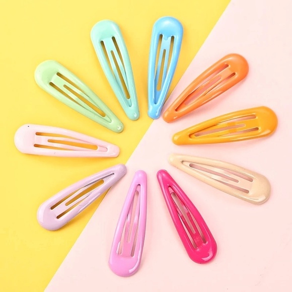 YesStyle Accessories - (FREE) #24 ICY PASTEL BLUE HAIR CLIPS, 2 pcs